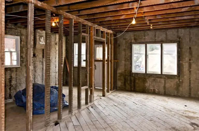 Do Old Houses Have Stud Walls? - What Blueprint