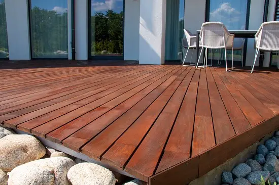 How Do You Put Skirting On A Deck?