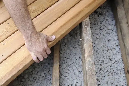 How Much Ventilation Does a Deck Need