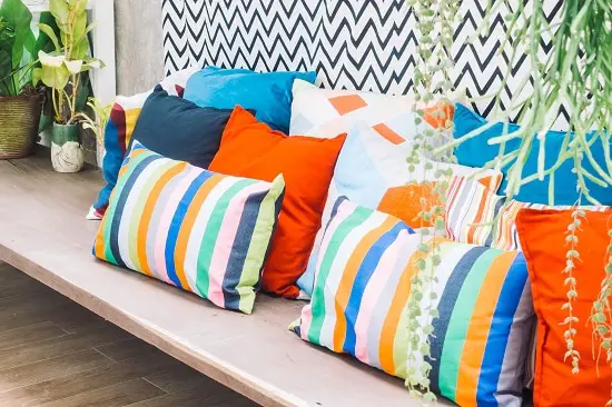 What Color Outdoor Cushions Are Best