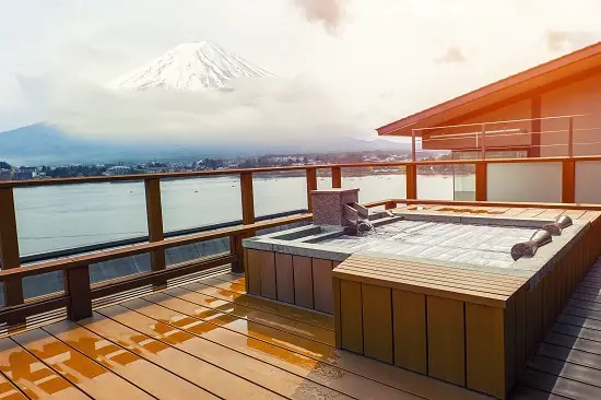 Can A Balcony Hold A Hot Tub